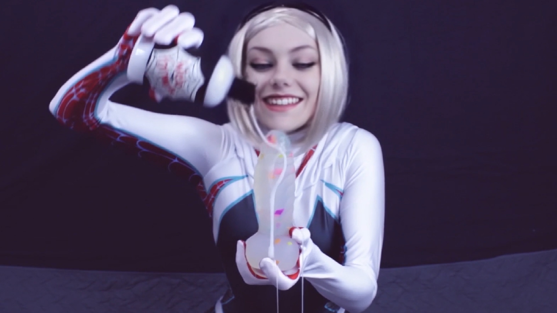 Emma Stone is Spider-Gwen (Masturbation)